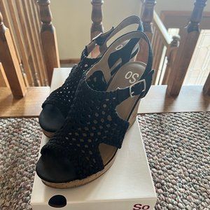 Black Kohl's- Taffy style - SO Sandal's-Women's sz 8
